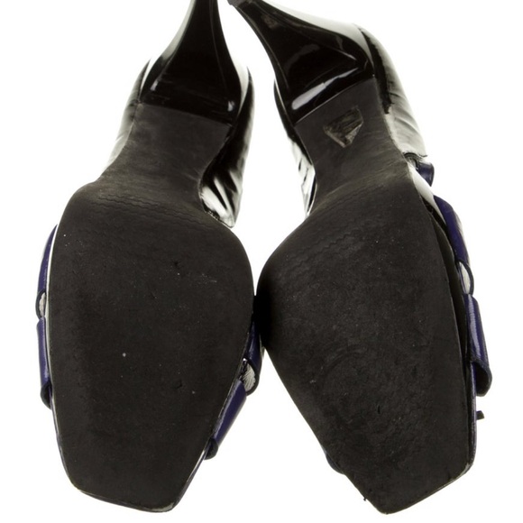 Patent leather tassel accents d’orsay pumps size 7 - Picture 4 of 4